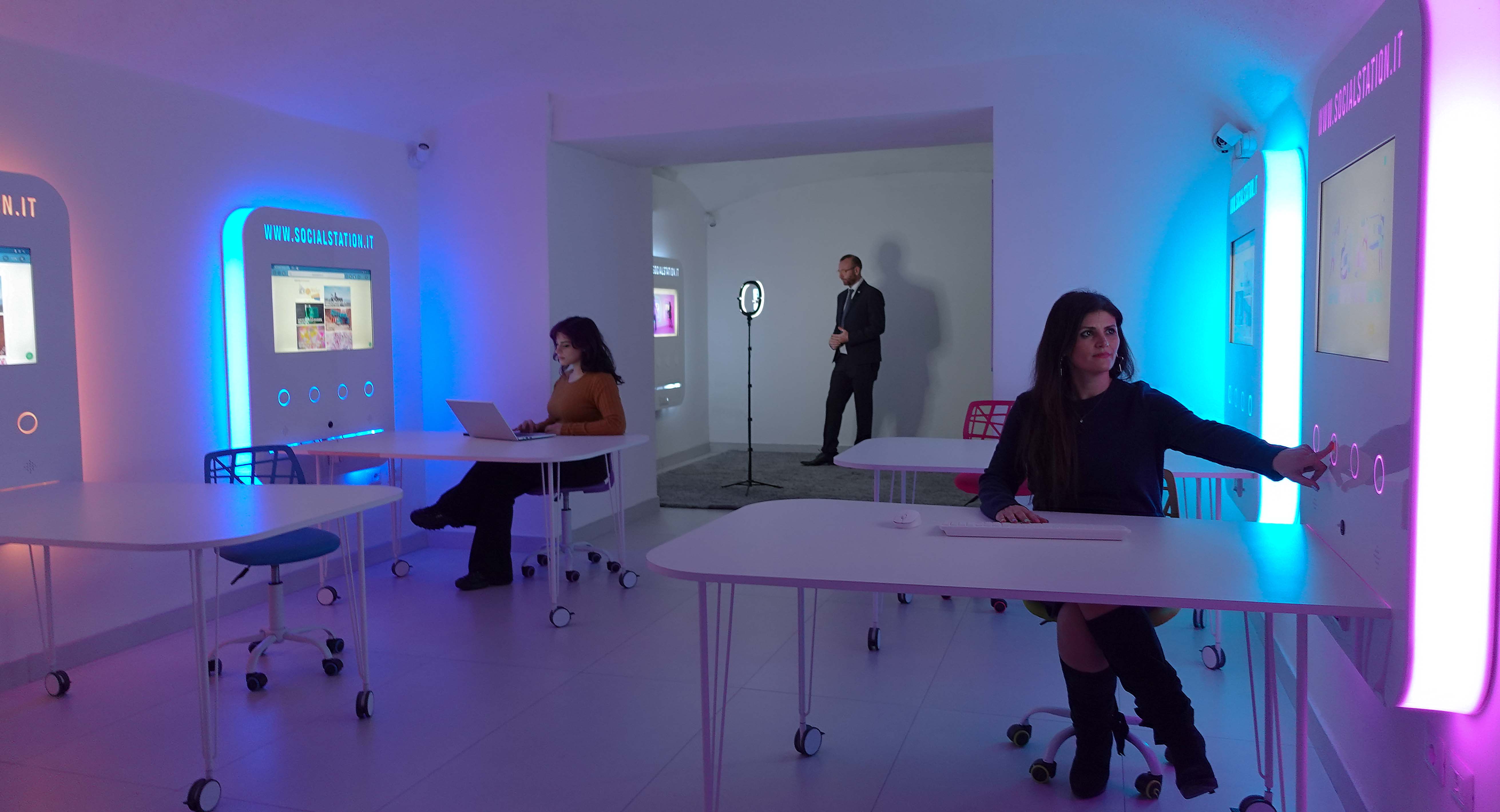 SocialStation: La Rivoluzione della Formazione con AI Generativa