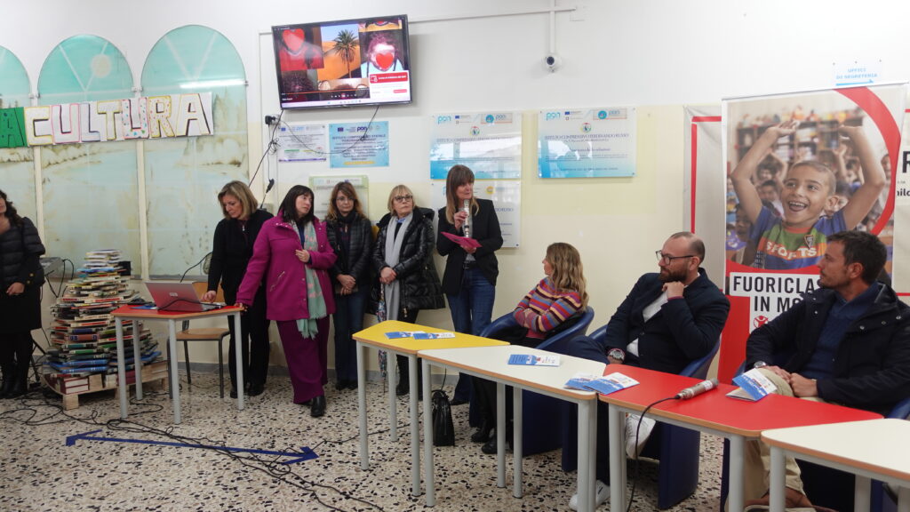 faccio radio a scuola