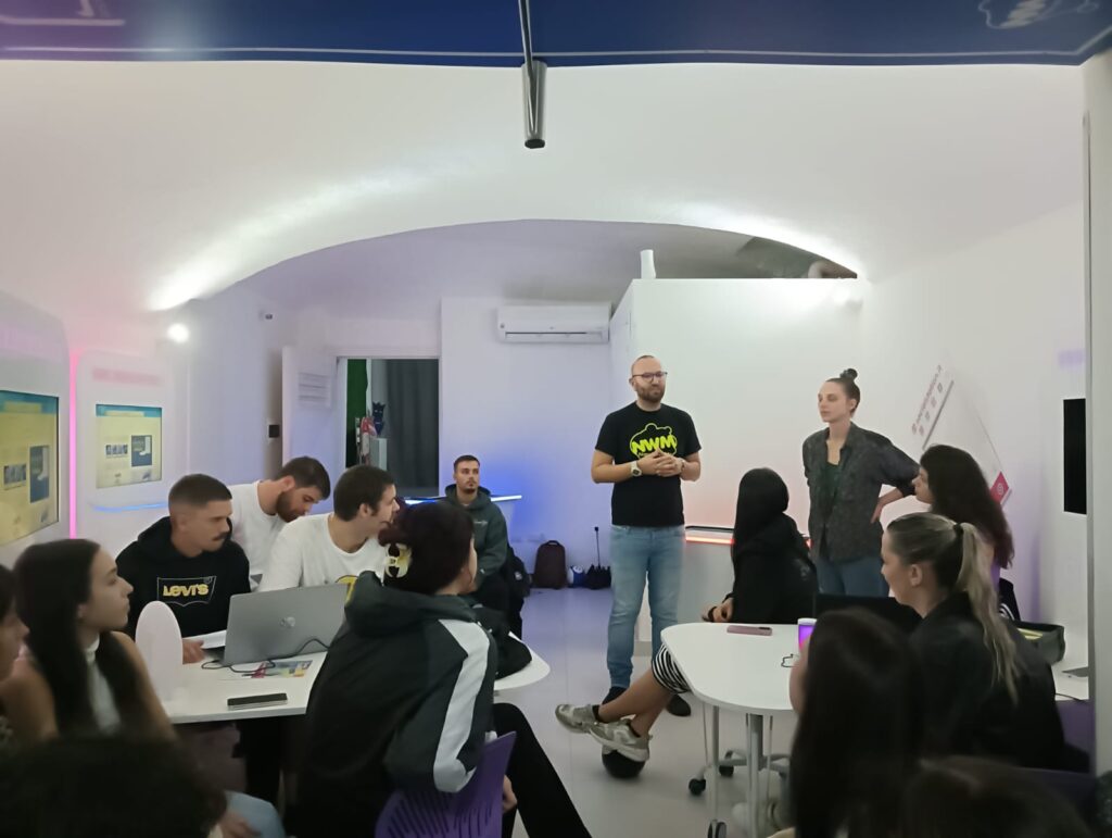 Scopri perché SocialStation è la risposta a un bisogno che ancora non sai di avere – ma che una volta scoperto, non vorrai più abbandonare.