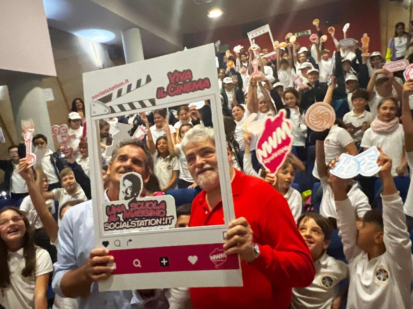 Una Scuola al Massimo con Social Station- Il Progetto sull’unicità di Troisi