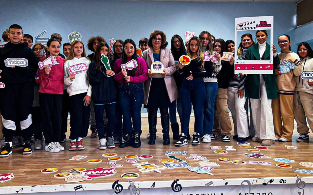 ’Ic Wojtyla di Arzano con il Progetto Siae – Per chi crea ” Arzano Movie Generazione Vincente”